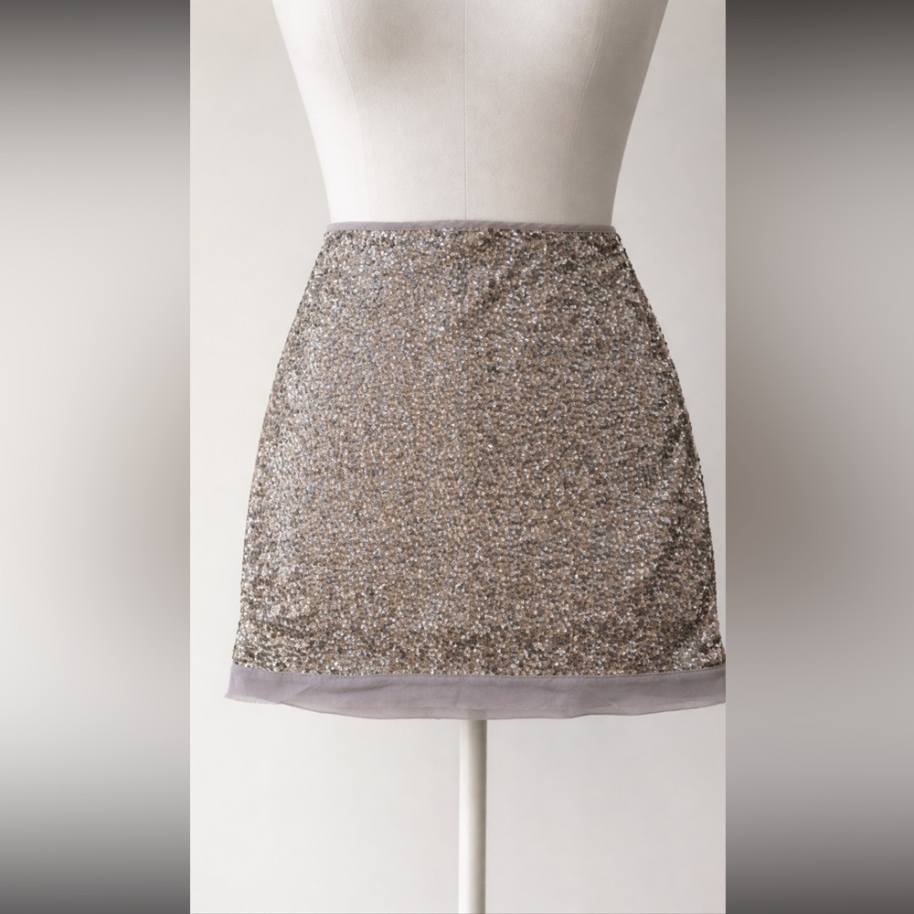 Olive & Oak Silver Sequin Mini Skirt